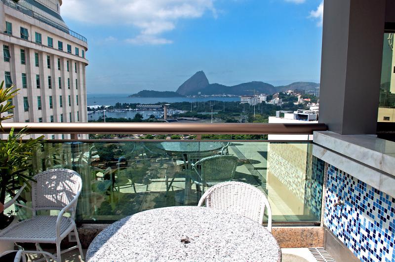 Hotel Atlantico Business Centro Rio de Janeiro Eksteriør bilde A balcony of a hotel in Rio de Janeiro, Brazil.