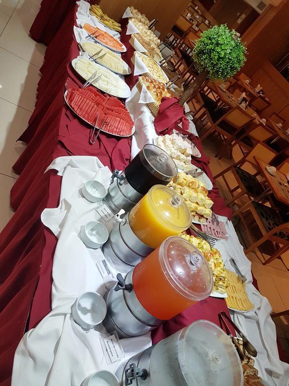 Hotel Atlantico Business Centro Rio de Janeiro Eksteriør bilde Breakfast buffet at a hotel